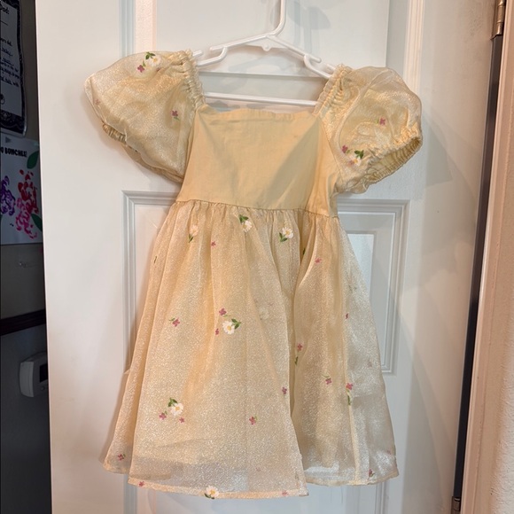 Elegant Butter Yellow Floral Kids Formal Dress - Picture 1 of 3